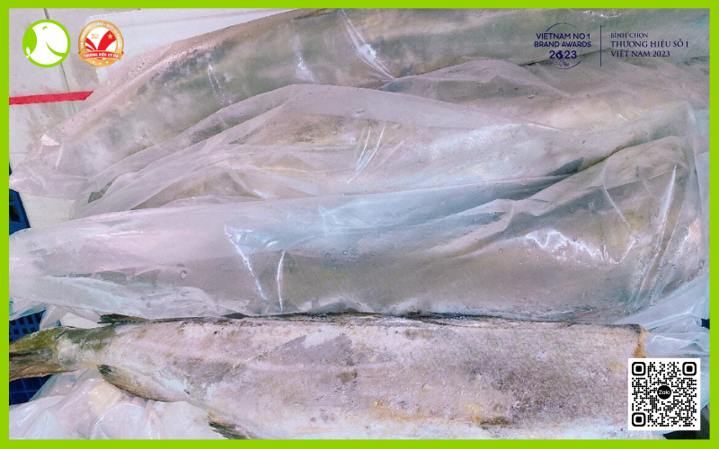 Cá tuyết Nauy nguyên con đông lạnh Cá tuyết Nauy nguyên con đông lạnh