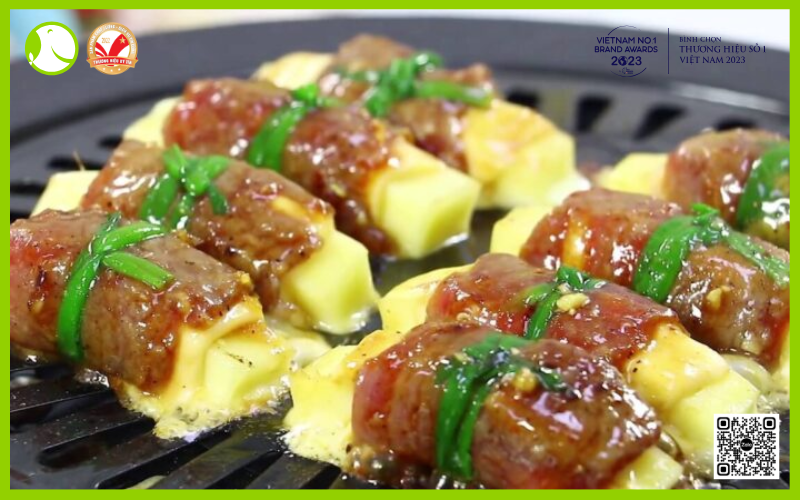 ba chỉ bò mỹ cuộn phô mai nướng