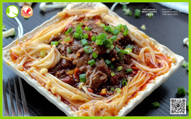 ba chỉ xào nấm kim châm ba chỉ xào nấm kim châm